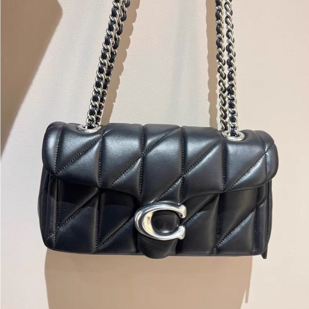 Authentic Coach Tabby 20 Pillow Quilted Black/Brass